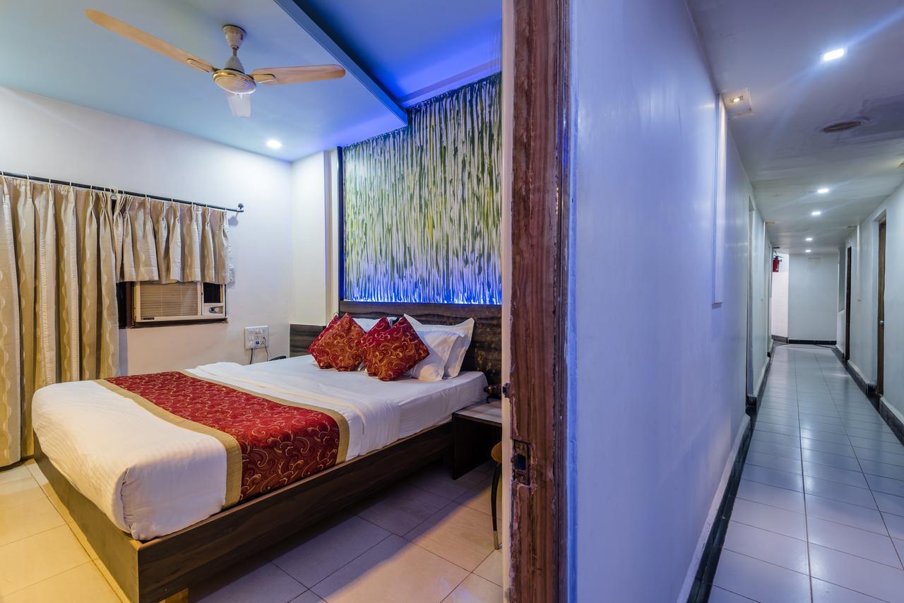 Hotel Panchratna Panvel Eksteriør billede