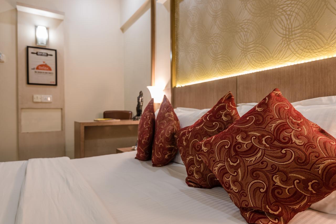 Hotel Panchratna Panvel Eksteriør billede