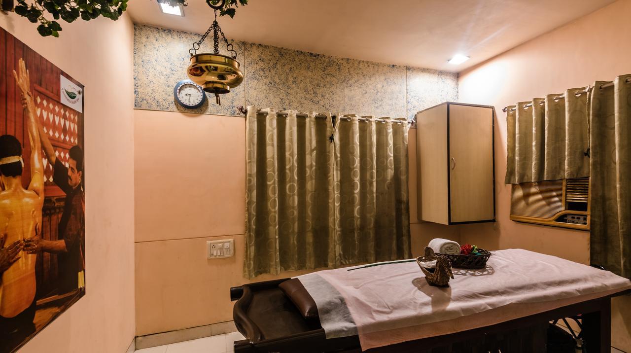 Hotel Panchratna Panvel Eksteriør billede