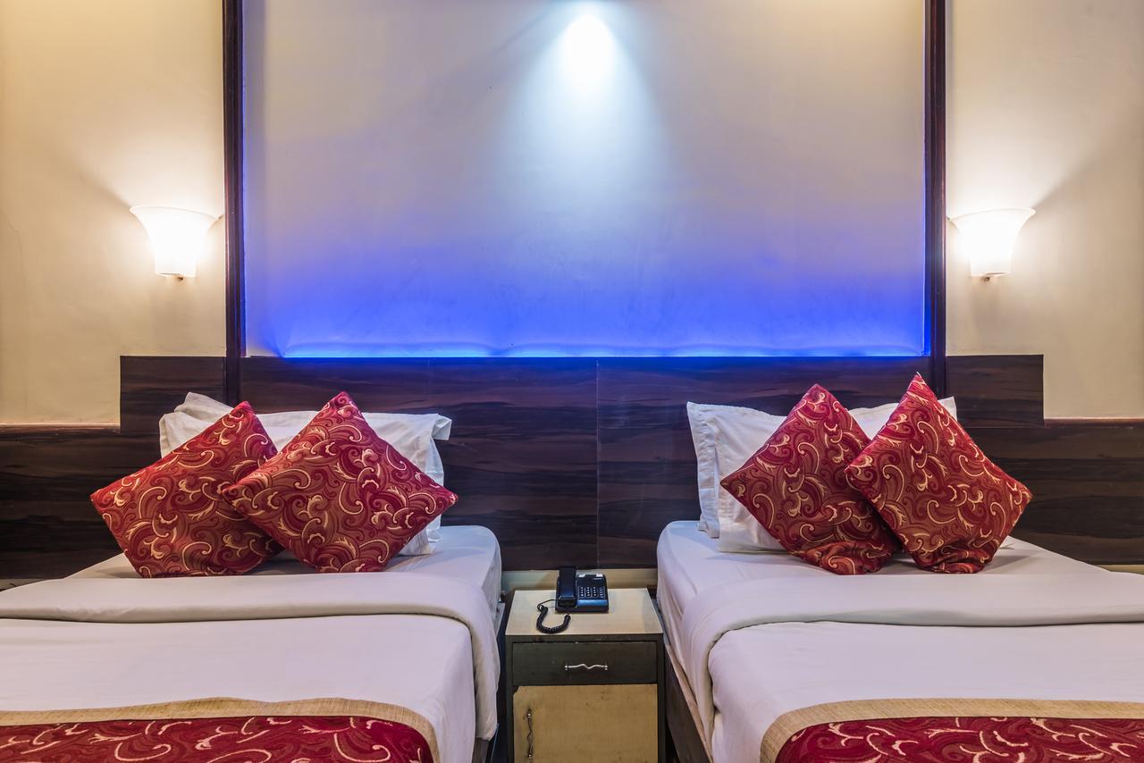 Hotel Panchratna Panvel Eksteriør billede