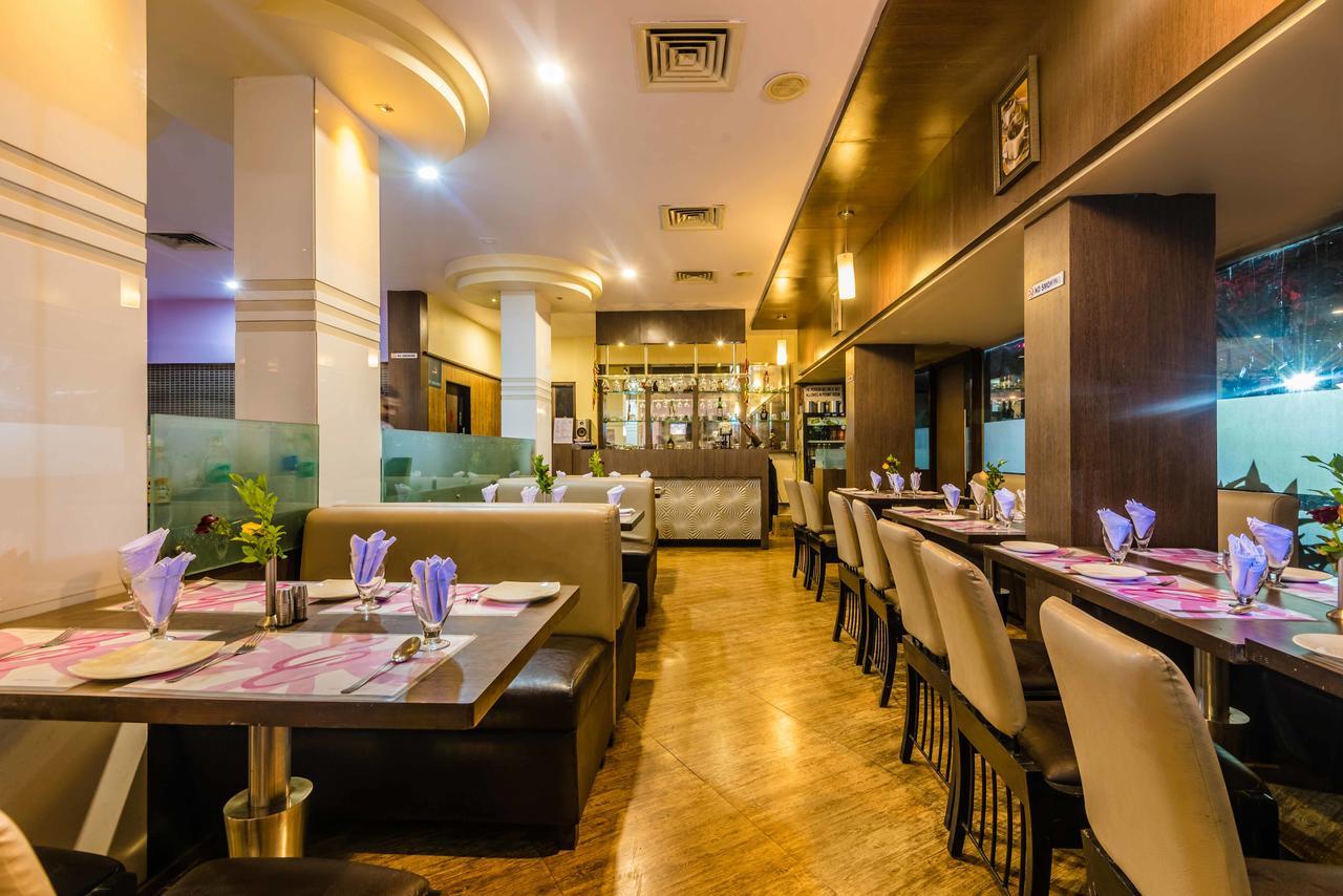 Hotel Panchratna Panvel Eksteriør billede